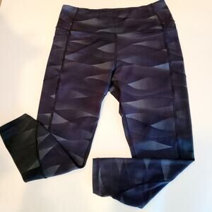 Victoria's Secret Athletic Camo Leggings tights‎ pants Women's large